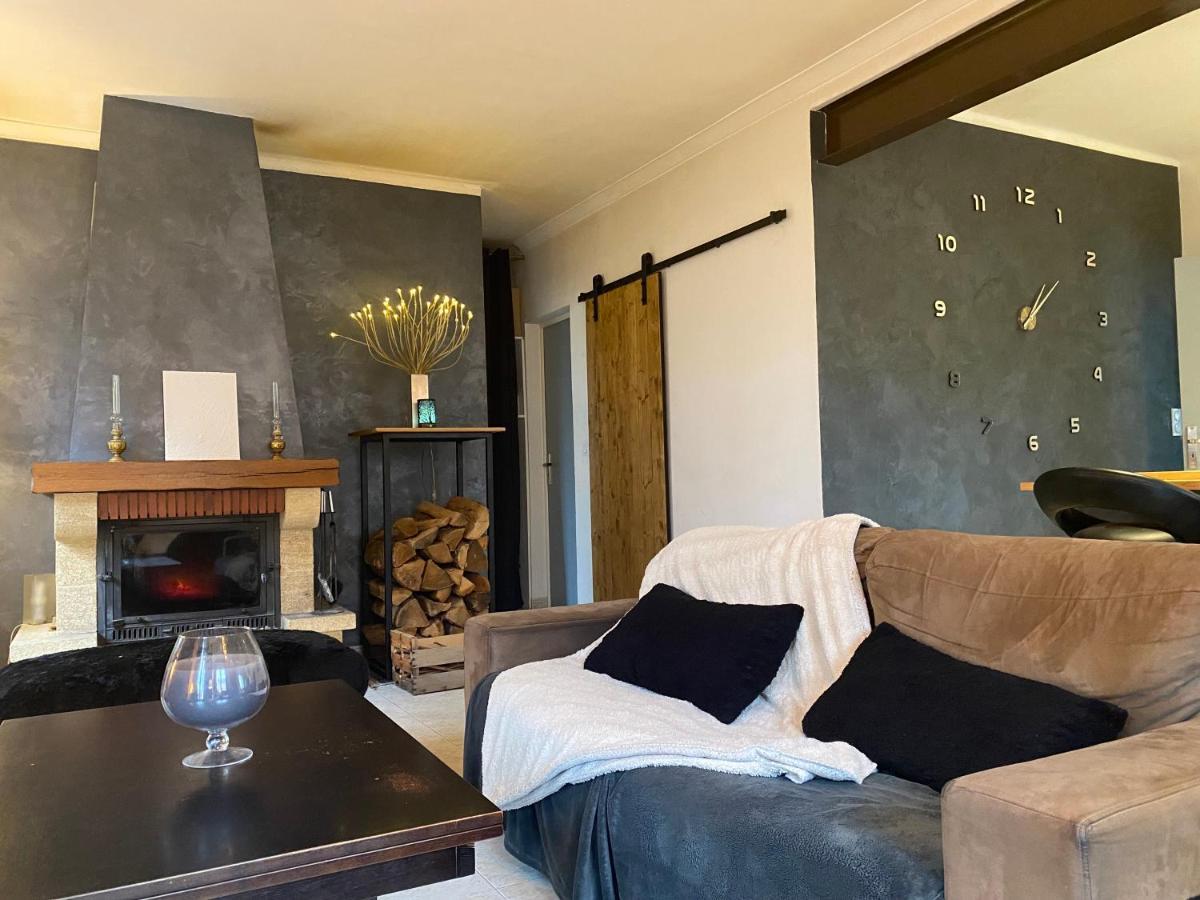 Villa avec piscine privée Nîmes Extérieur photo